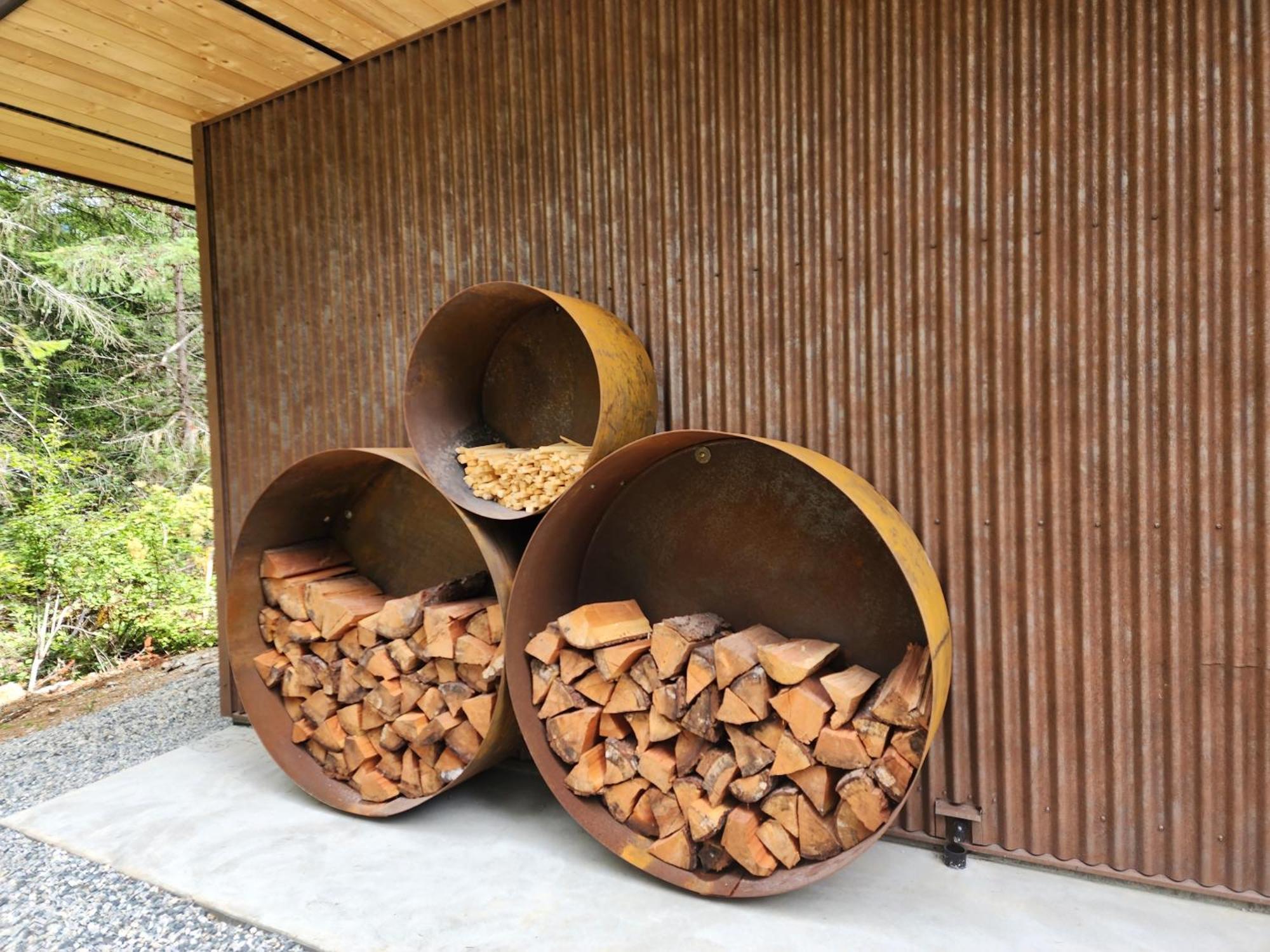 Отель The Shed At Moon Dance Madeira Park Экстерьер фото